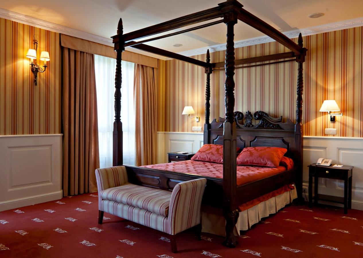 Hotel Fraga Do Eume A Capela Buitenkant foto